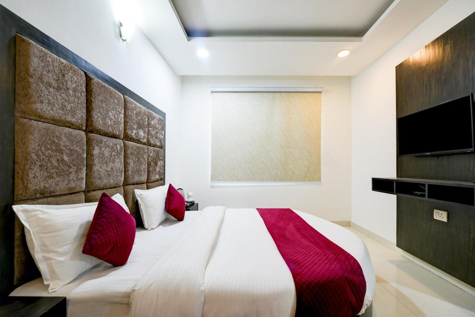 The Atlantes Suite Near Delhi Airport Νέο Δελχί Εξωτερικό φωτογραφία