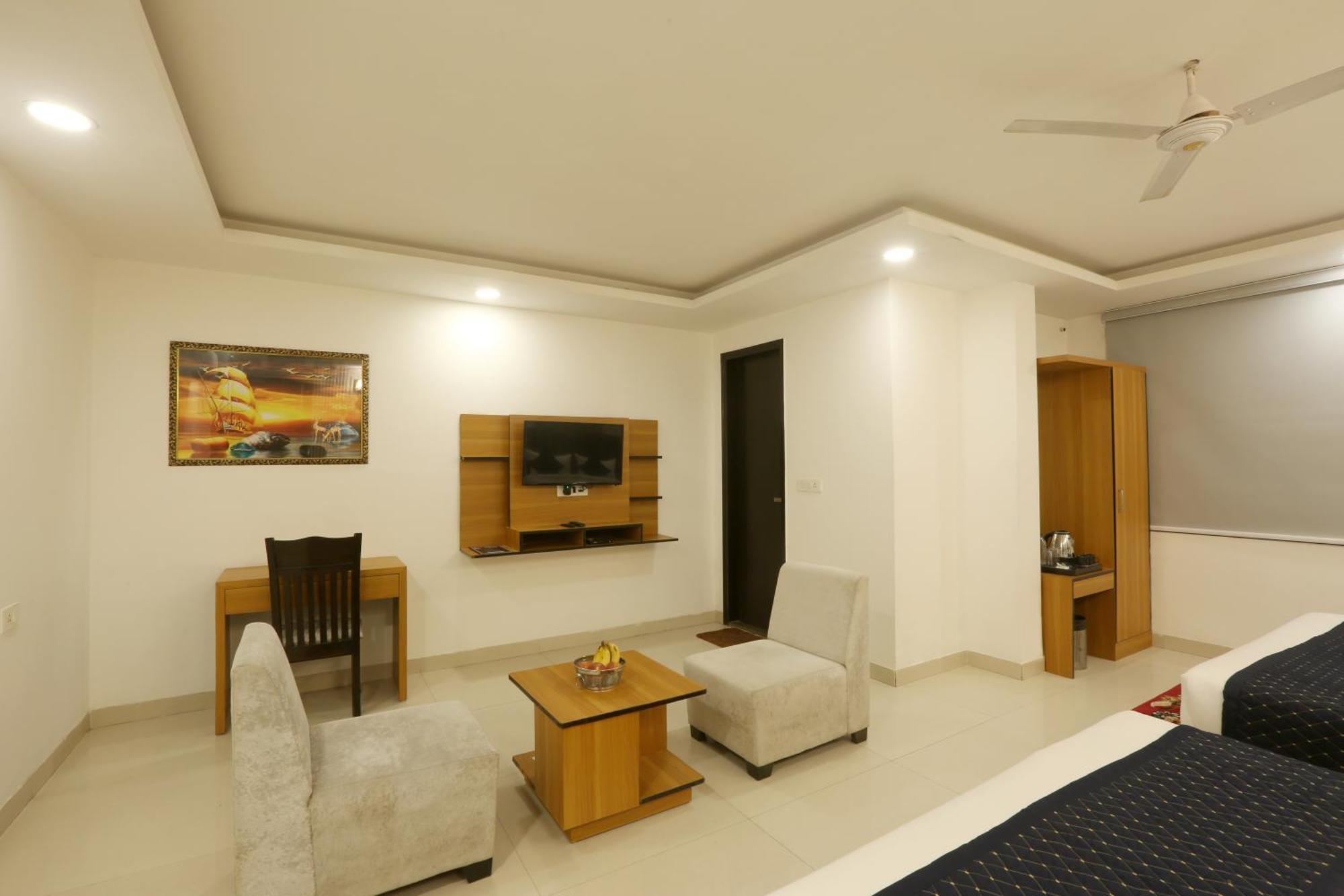 The Atlantes Suite Near Delhi Airport Νέο Δελχί Εξωτερικό φωτογραφία